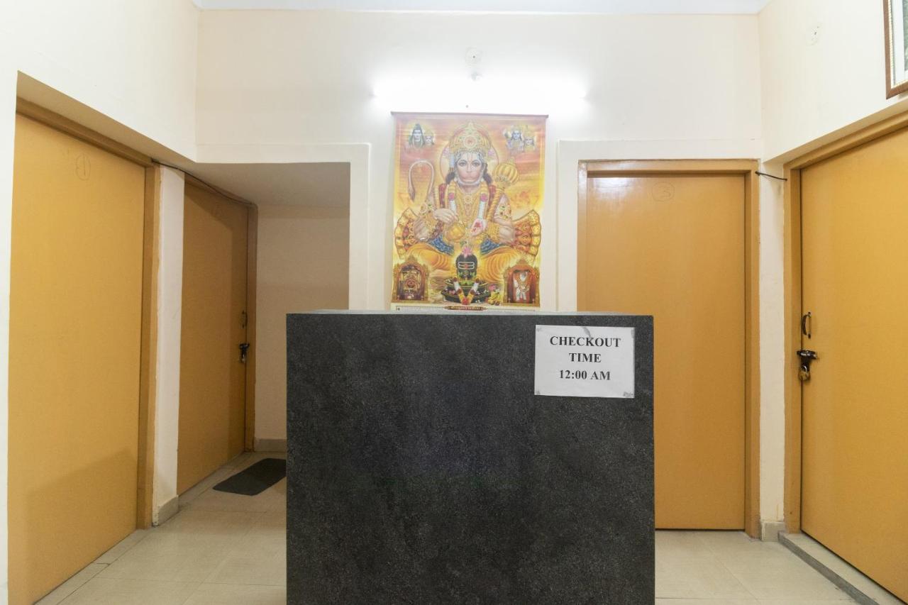 Spot On Negi Home Stay Dehradun Exterior foto